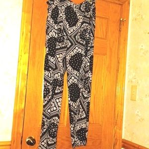 SHEIN Blk/Wht Print Palazzo Pants Sz.5X=22